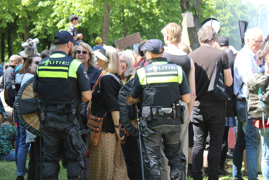 Politie masaal aanwezig bij demonstratie