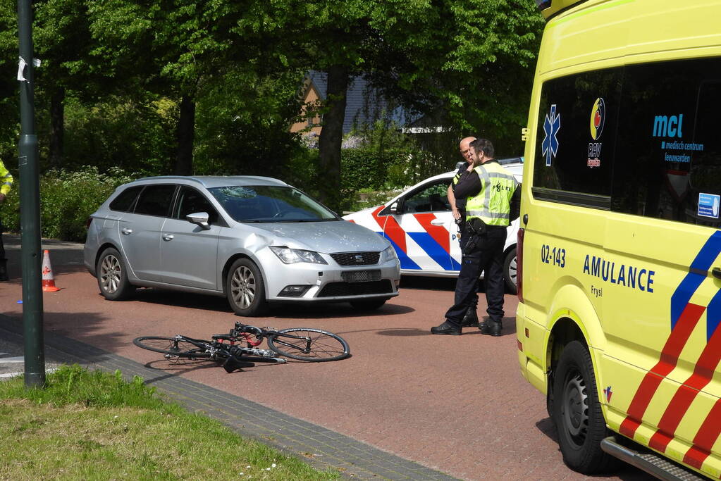 Wielrenner gewond bij aanrijding met auto