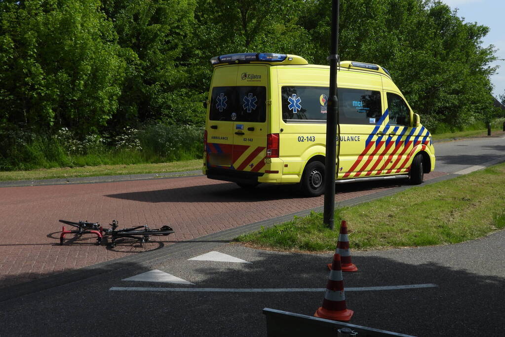 Wielrenner gewond bij aanrijding met auto