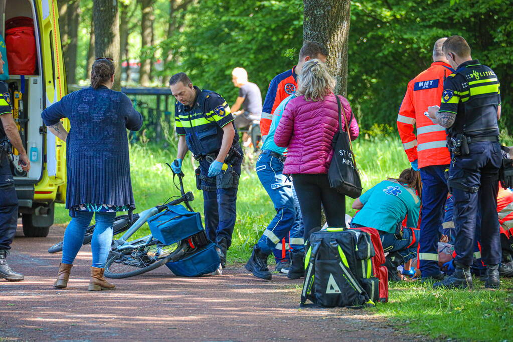 Fietser buitenbewustzijn na botsing