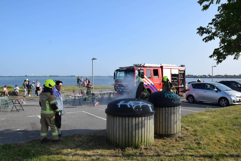 Container in brand door BBQ