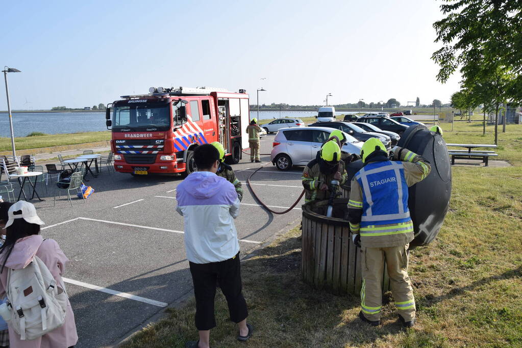Container in brand door BBQ