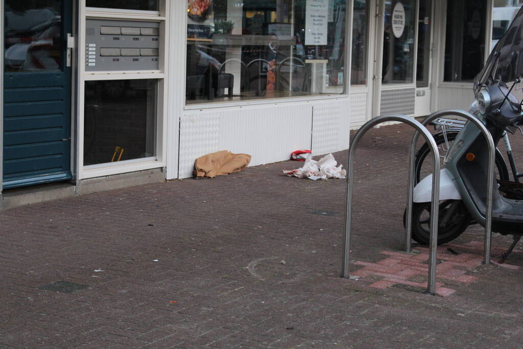 Gewonde en aanhouding bij melding steekpartij