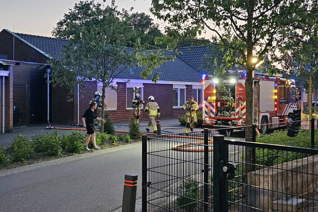 Rook van barbecue zorgt voor melding gebouwbrand