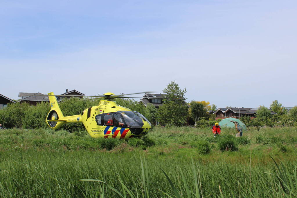 Agent zwaargewond geraakt bij valse melding