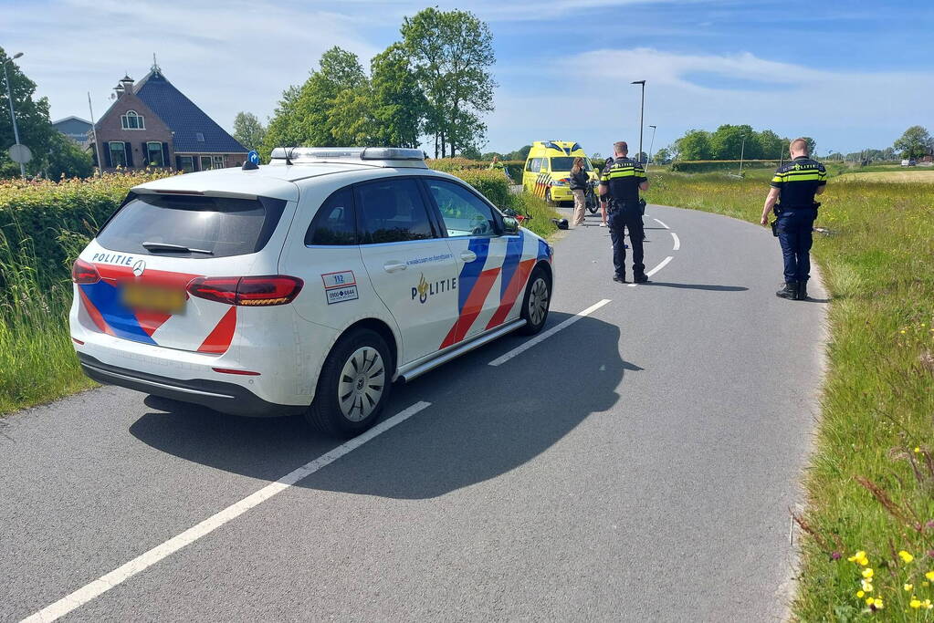 Wielrenner gewond bij aanrijding met scooter