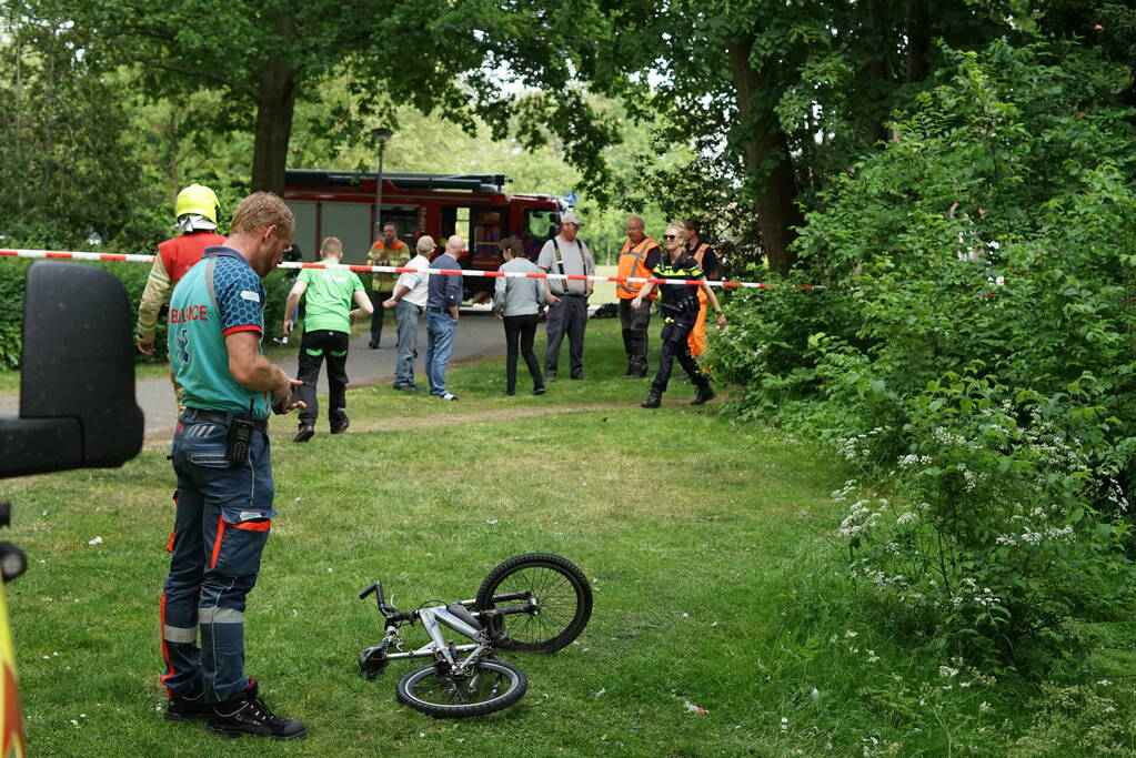 Onbeheerde kinderfiets aangetroffen nabij waterkant