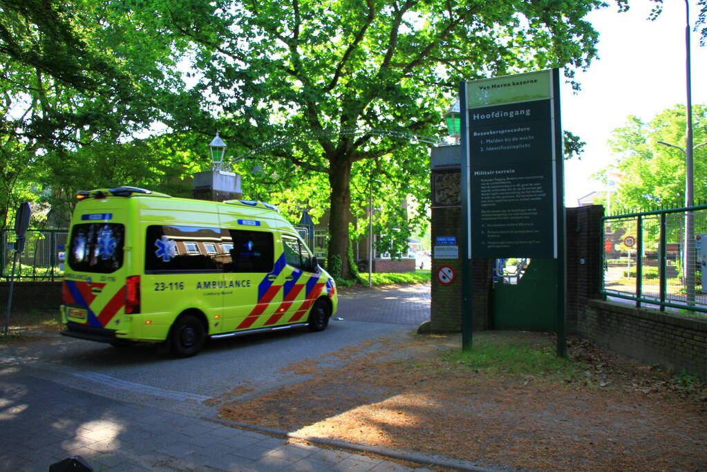 Brand op dak van vluchtelingenopvang