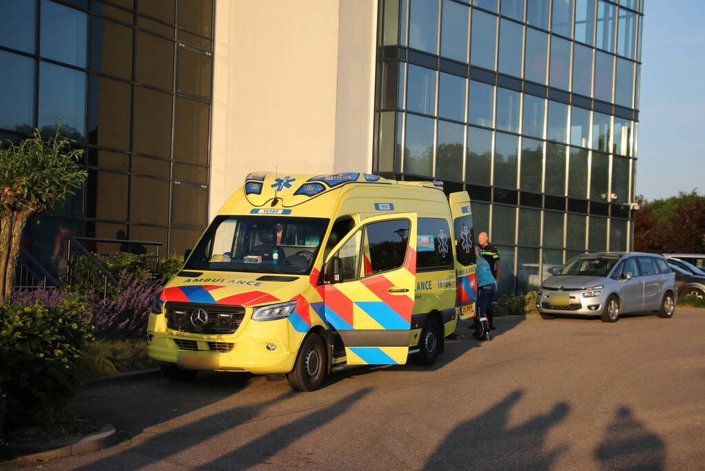 Traumahelikopter ingezet bij hotel