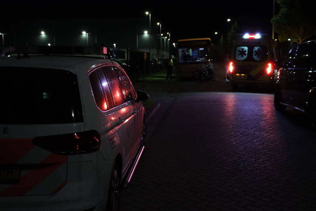 Botsing tussen lijnbus en scooterrijder