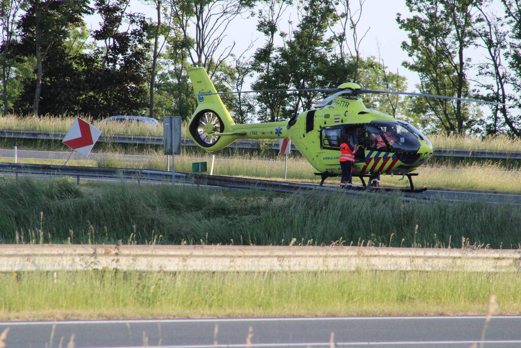 Ernstig ongeval op afrit van snelweg
