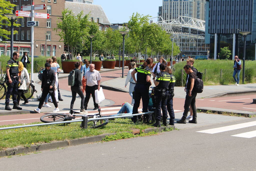 Fietser en scooter betrokken bij ongeval op fietspad