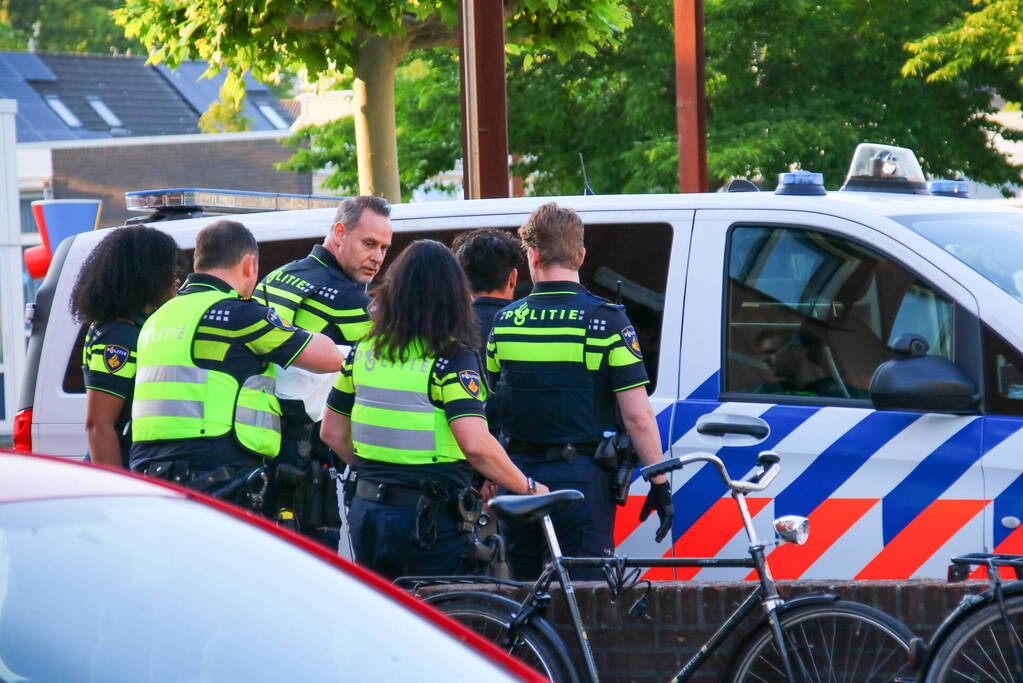 Vrouw gewond bij steekpartij, dader aangehouden