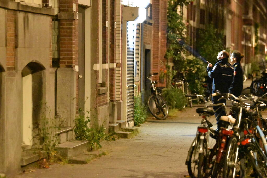 Brandstichting na knal bij rolluik coffeeshop