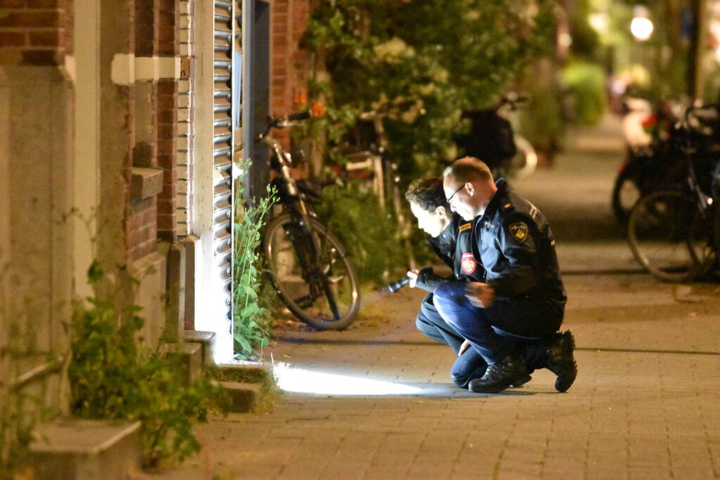 Brandstichting na knal bij rolluik coffeeshop