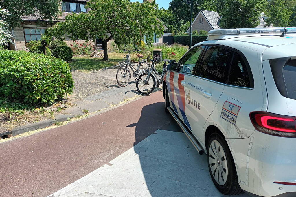 Fietser raakt gewond bij botsing met auto
