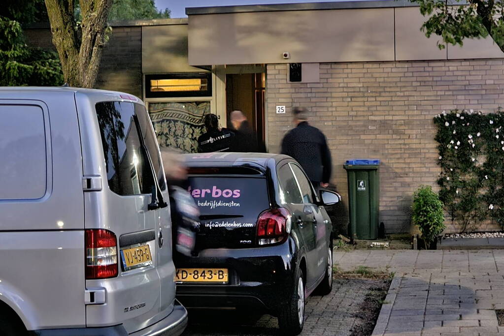 Overleden persoon aangetroffen in woning