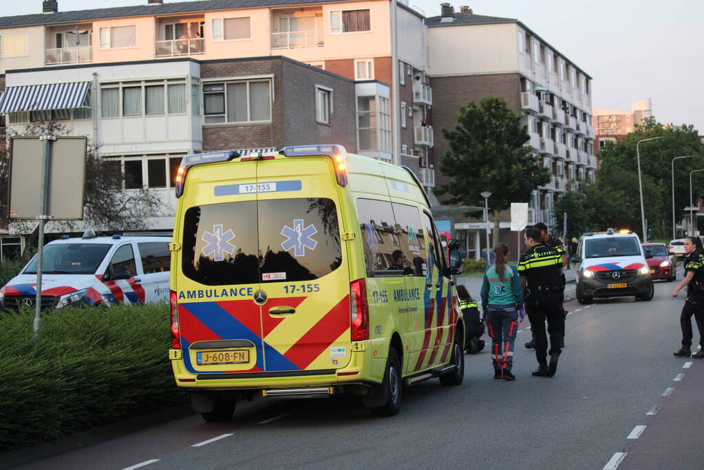 Motorrijder gewond bij botsing met auto