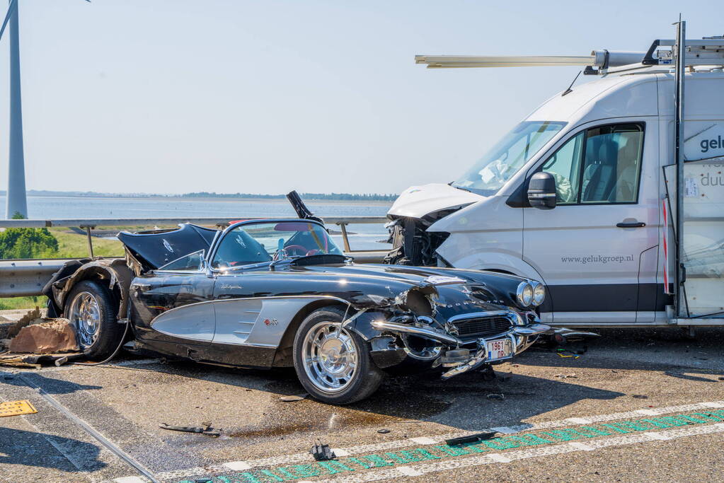 Klassieke auto betrokken bij ongeval