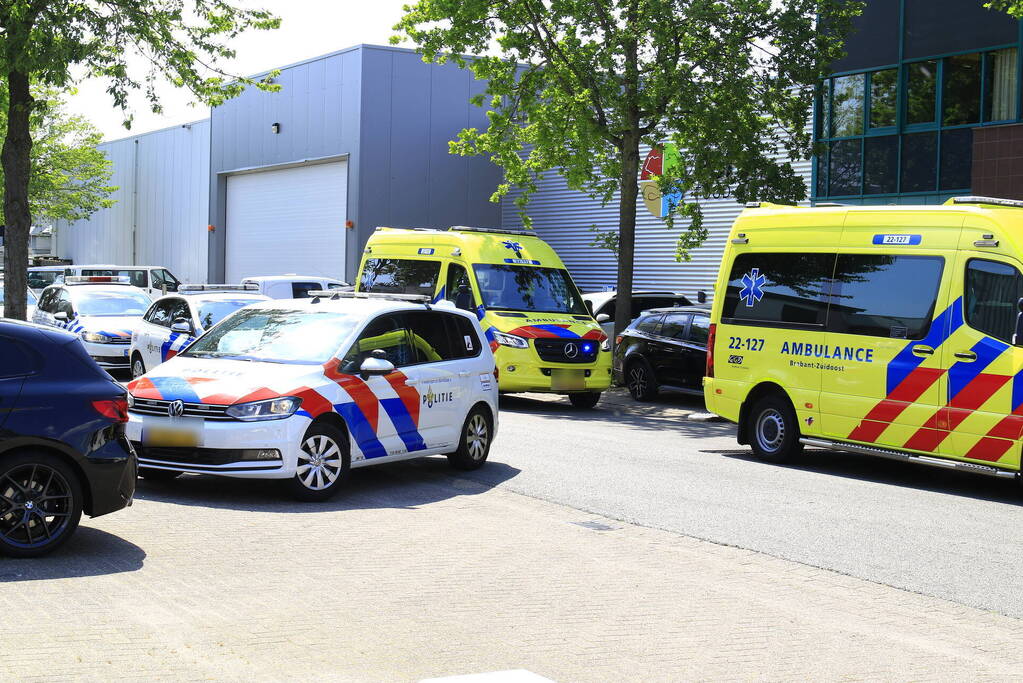 Twee gewonden na steekpartij, persoon aangehouden