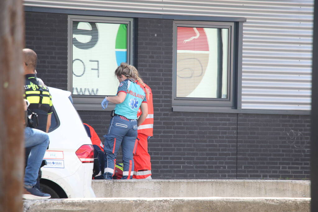 Twee gewonden na steekpartij, persoon aangehouden