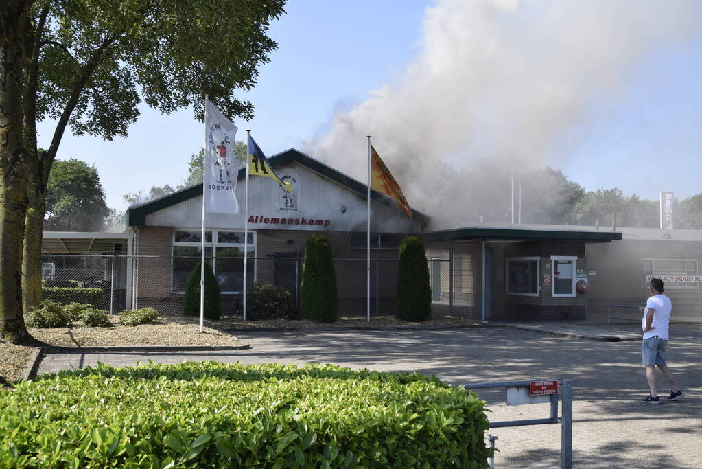 Uitslaande brand in kantine van voetbalvereniging