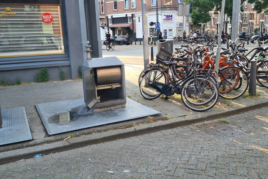 Brand in container snel onder controle