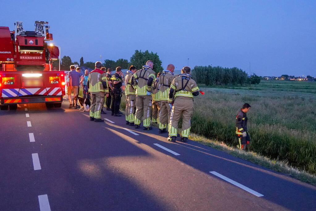 Fiets ligt dagenlang in water