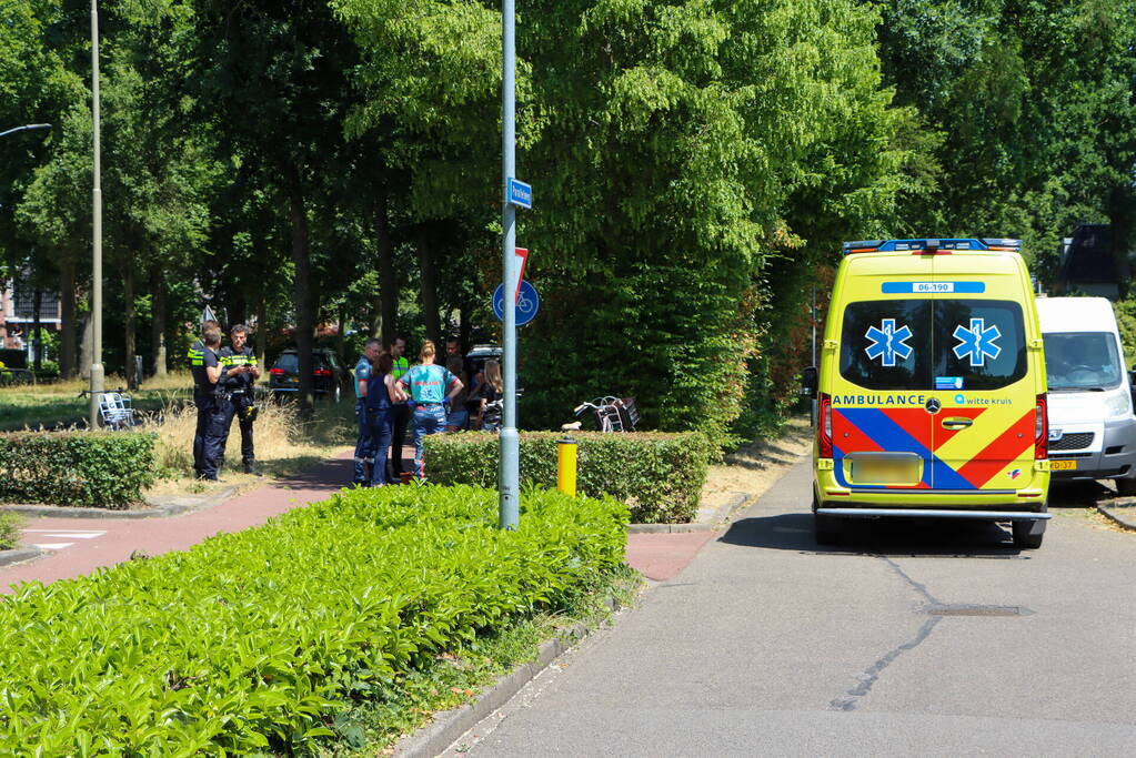 Twee fietsers in aanrijding