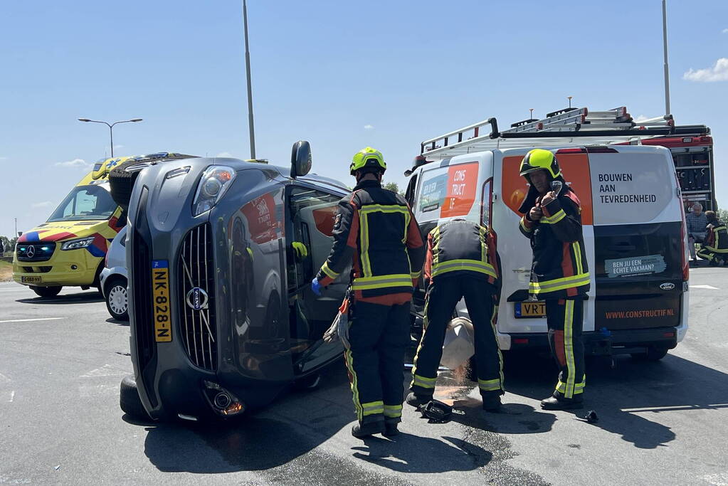 Meerdere voertuigen betrokken bij aanrijding