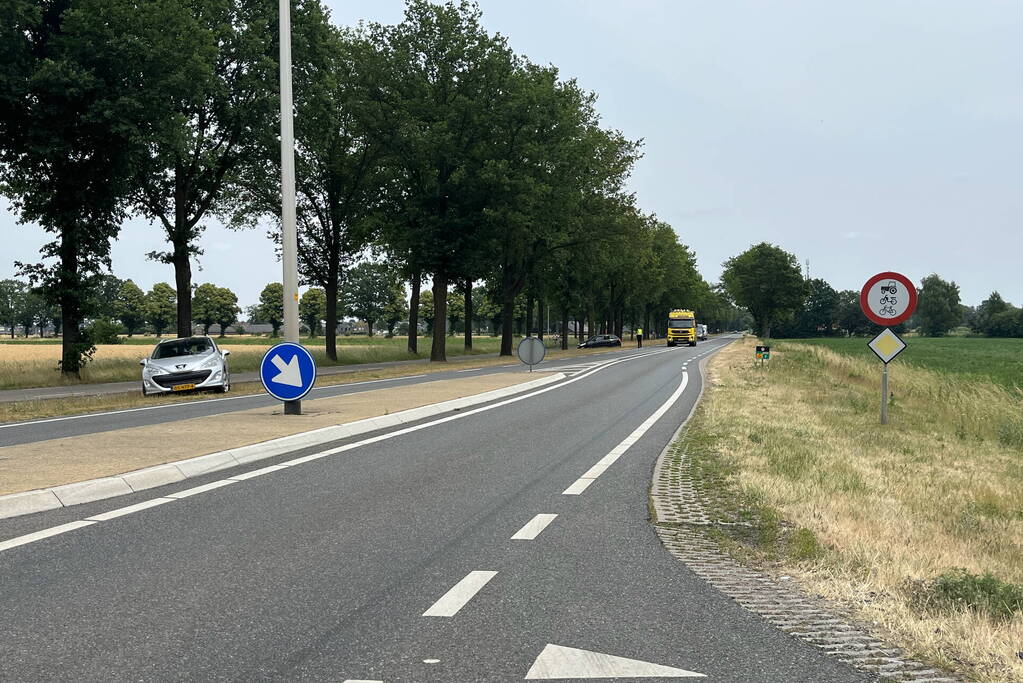 Automobilisten botsen tegen elkaar