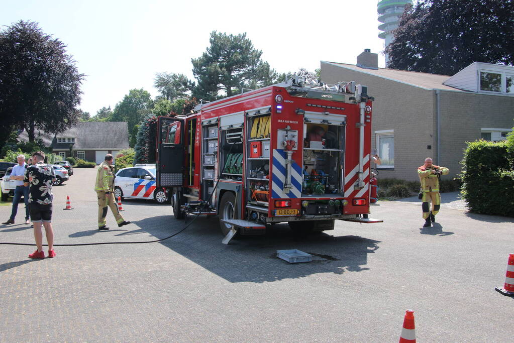 Rieten mand vat vlam in sauna