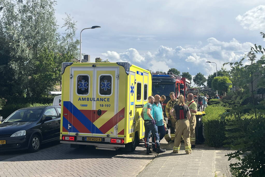 Vrouw gewond na vlam in de pan