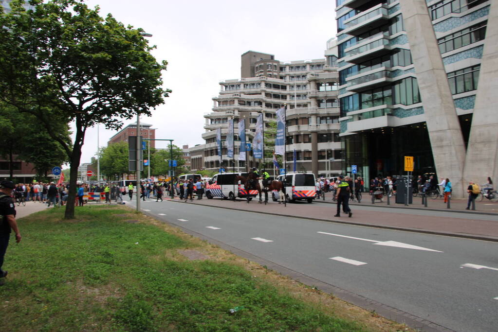 Politie massaal aanwezig bij boerenprotest
