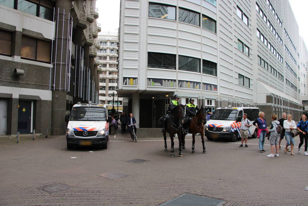 Politie massaal aanwezig bij boerenprotest