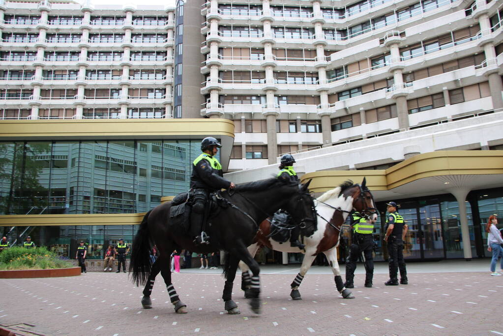 Politie massaal aanwezig bij boerenprotest
