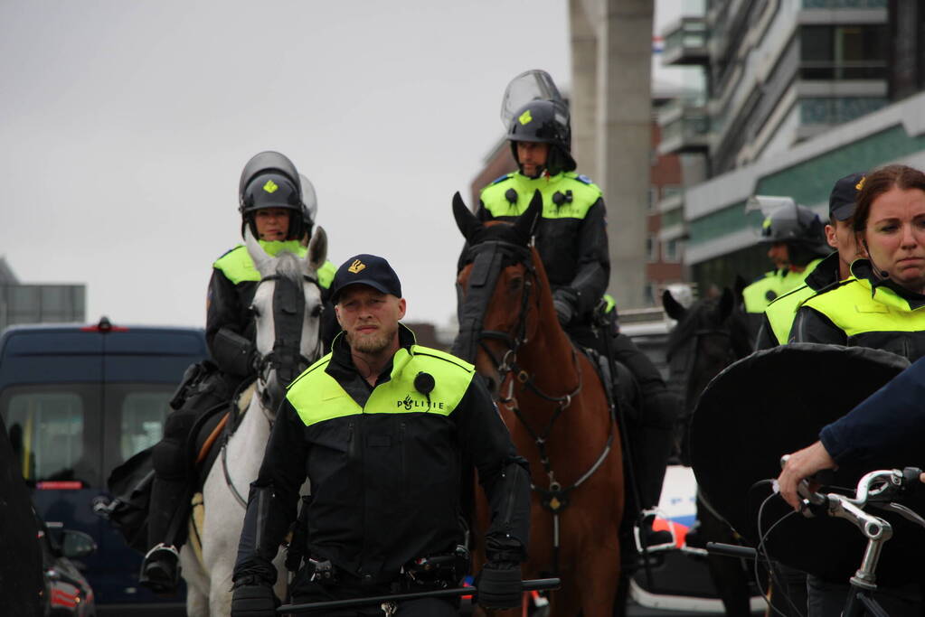 Politie massaal aanwezig bij boerenprotest