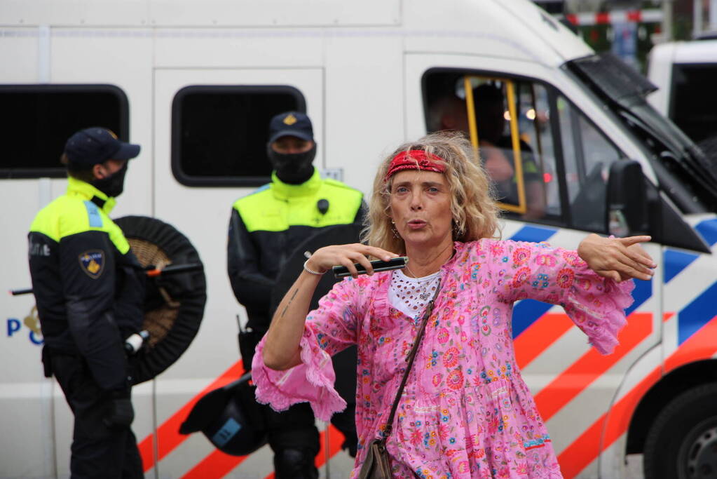 Politie massaal aanwezig bij boerenprotest