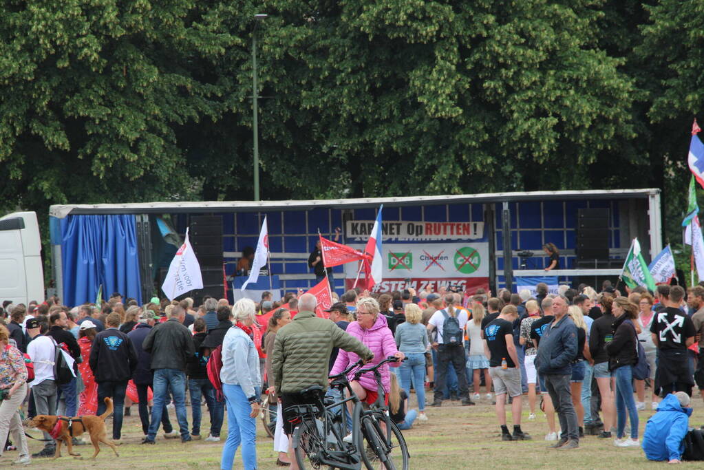 Politie massaal aanwezig bij boerenprotest