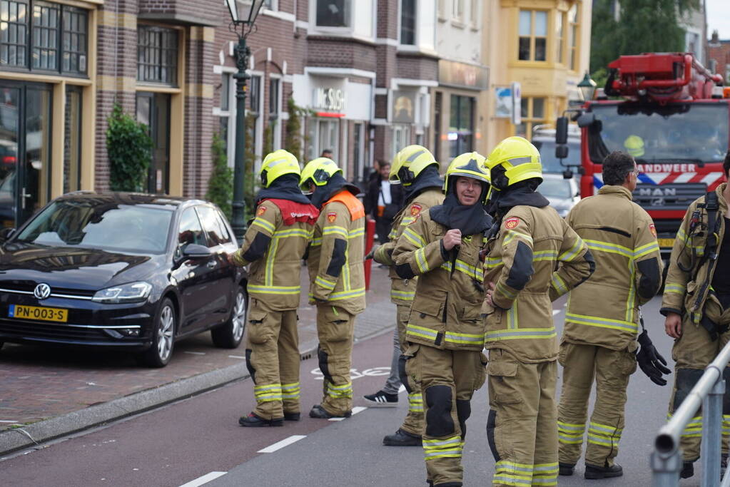 Brand in kapsalon door stapel handdoeken