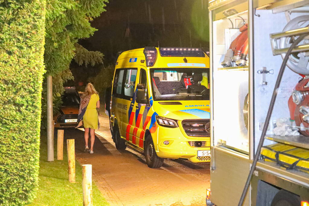 Feest eindigt met brand in achtertuin