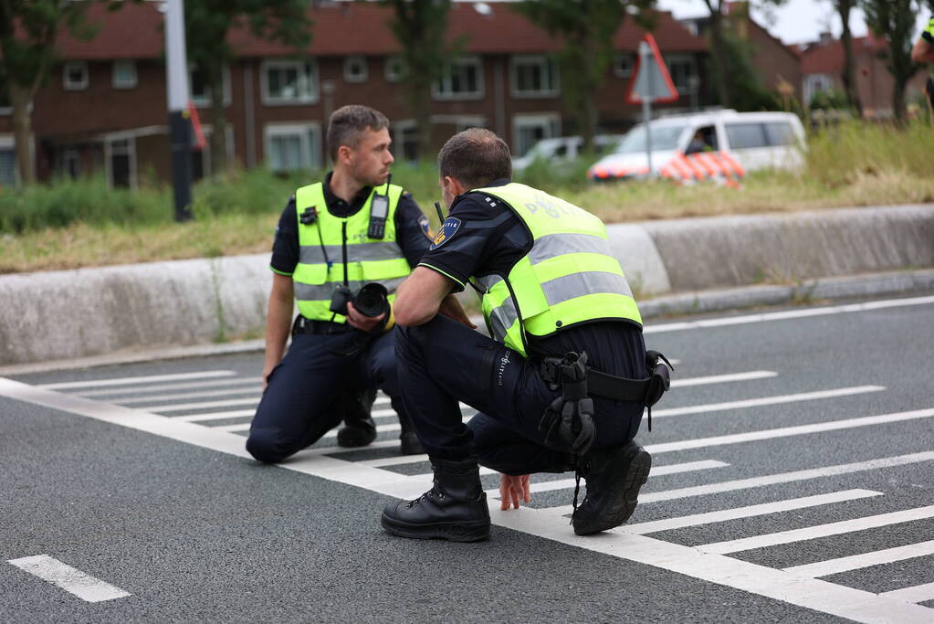 Fatbiker zwaargewond bij aanrijding met auto