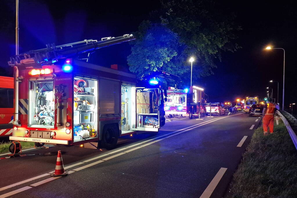Zwaargewonden nadat auto te water raakt