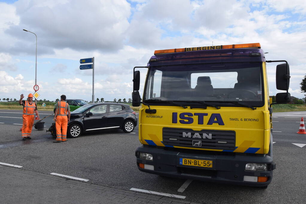 Veel schade bij ongeval op kruising