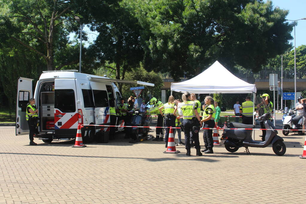 Grote verkeerscontrole bij Sparta Stadion