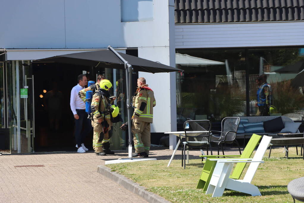 Brandgerucht in interieurwinkel