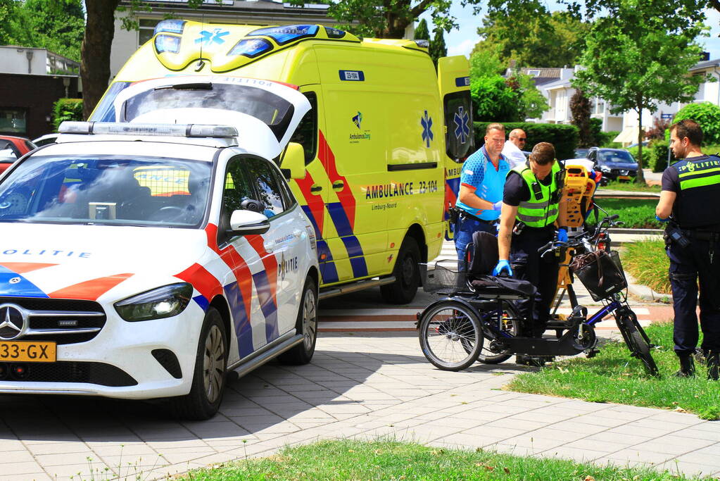 Automobilist rijdt door na botsing met driewieler