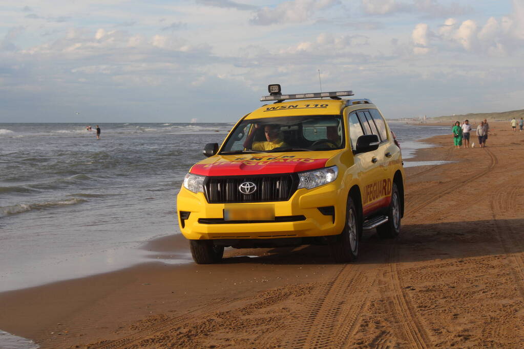 Grote zoektocht naar vermiste zwemmer