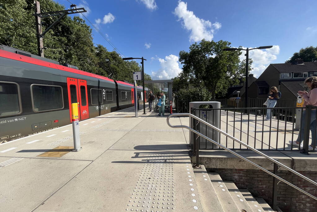 Trein gestrand op NS-station