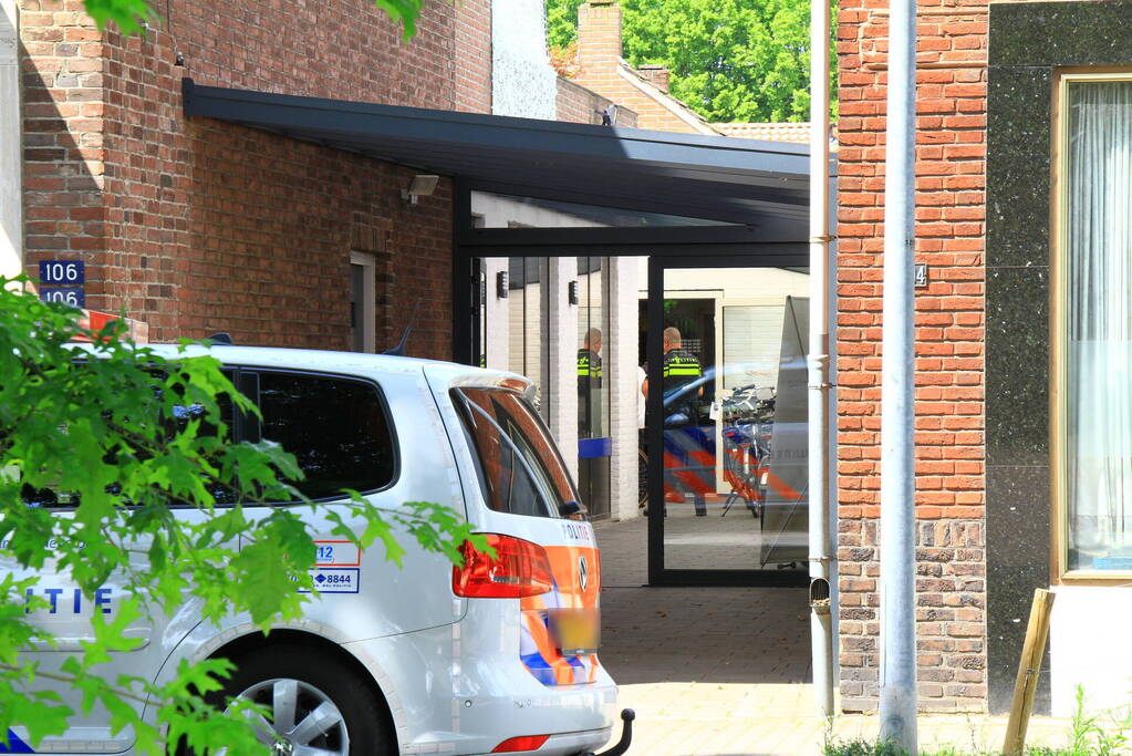 Meerdere agenten aanwezig bij conflict